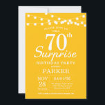 サプライズ70th誕生日招待状黄 招待状<br><div class="desc">驚きの第70誕生日招待状とストリングライト。黄色と白の背景。男性または女性誕生日。第15回16回18回20回21回30回50回70回80回90回100回、年齢は問わない。さらにカスタマイクリックズを行う場合はカスタマイズ、「IT」ボタンをクリックし、このテンプレートを変更するために当社のデザインツールを使用する。</div>