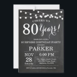サプライズ80th誕生日招待状Chalkboard 招待状<br><div class="desc">驚きの80th誕生日招待状シャルボード背景ストリングライト付き。白黒.第15回16回18回20回21回30回50回70回80回90回100回、年齢は問わない。大人誕生日。女性または男性の誕生日パーティー。さらにカスタマイクリックズを行う場合はカスタマイズ、「IT」ボタンをクリックし、このテンプレートを変更するために当社のデザインツールを使用する。</div>