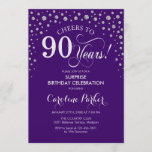 サプライズ90thバースデーパーティー – パープルシルバー 招待状<br><div class="desc">90th Birthday Party Invitation（誕生日パーティーへの招待）紫エレガントとグリッター銀のフェイクデザイン。スクリプトフォントとダイヤモンド紙吹雪の機能。応援90年！メッセージもしの詳細なカスタマイズが必要。</div>