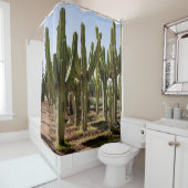 サボテンの庭、熱帯砂漠の風景。 シャワーカーテン (インサイチュ)