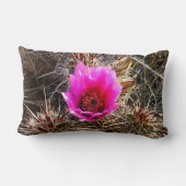 サボテンの花（とげのある梨）ワイルドフラワー ランバークッション (裏面)