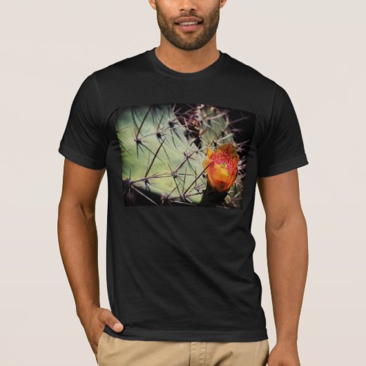 サボテンの花Tシャツ Tシャツ (正面)