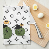 サボテンの魔女"Not a Hugger"ハロウィーン キッチンタオル (四つ折り)