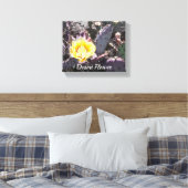 サボテンの黄色い花の春 キャンバスプリント (インサイチュ (寝室))