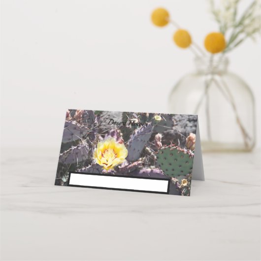 サボテンの黄色い花の春 プレイスカード (正面)
