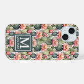 サボテン柄 ピンクの花 モノグラム iPhone 15ケース (裏面横)