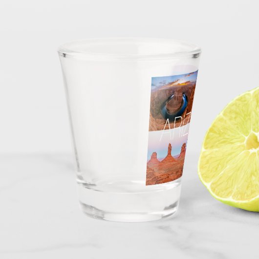 サボテン赤い岩サンセット自然風景アリゾナ ショットグラス (左)