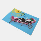 サマーおもしろいキャットインシェーズ ドアマット (アングル)