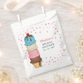 サマーアイスクリームモダンブライダルシャワー フェイバーバッグ (クリップ留めされた状態)