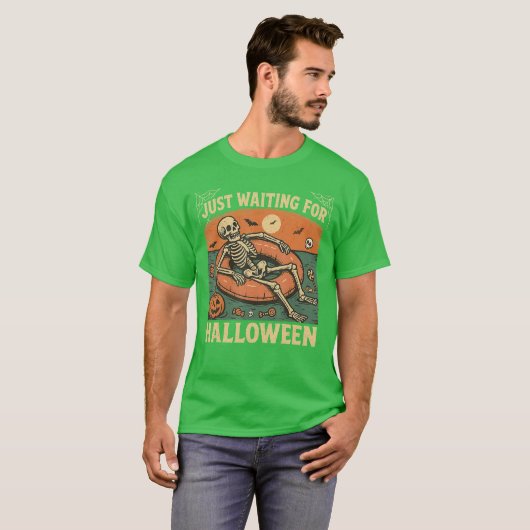 サマーウィーンのスケルトンはハロウィンを待ちわびている Tシャツ (正面フル)
