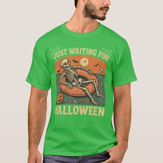 サマーウィーンのスケルトンはハロウィンを待ちわびている Tシャツ (正面)