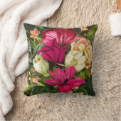 サマーガーデンマゼンタピンククリームと緑の花 クッション (ブランケット)
