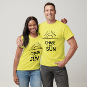 サマーグラフィックTシャツ Wanderlust Summer "太陽を追いかけろ" Tシャツ (ユニセックス)