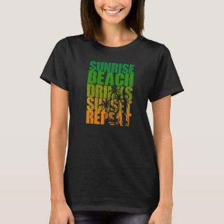 サマーサンライズビーチドリンクサンセットリピートビーチ Tシャツ