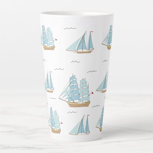 サマーシータイムセール付き可愛いヨット カフェラテマグ (正面)
