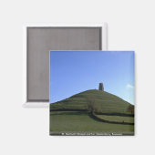 サマーズ州グラストンベリーにあるセント・マイケルの礼拝堂と岩山 マグネット (正面/裏面)