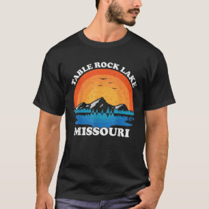 サマーバケーションレトロサンセットミズーリテーブルロックL Tシャツ