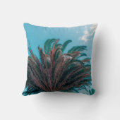 サマービーブパームツリー葉の緑 クッション (裏面)