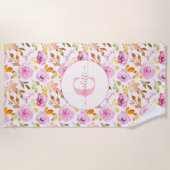 サマーピンクの水彩フローラMonogram and Name ビーチタオル (正面)