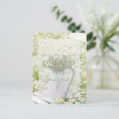 サマーフィールドデイジーカモミールフラワーウェディングRSVP インビテーションポストカード (スタンド正面)