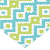 サマーライムグリーンアクアブルーイカットトバルパターン ショートテーブルランナー (コーナー)