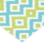 サマーライムグリーンアクアブルーイカットトバルパターン ミディアムテーブルランナー (コーナー)