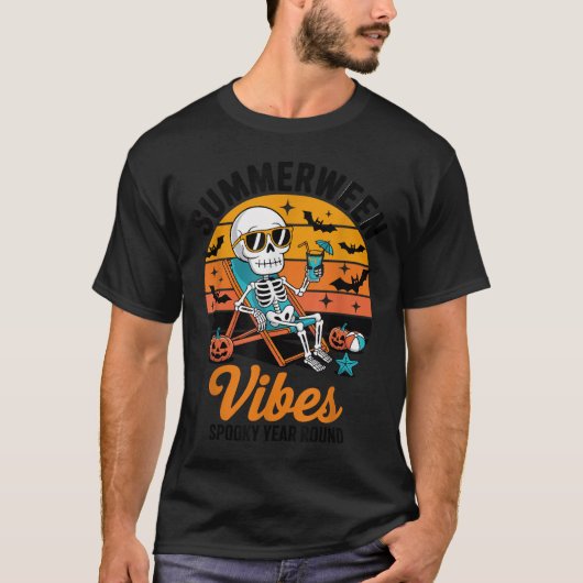 サマー不気味ビーチスケルトン面白いハロウィーンサーム Tシャツ (正面)