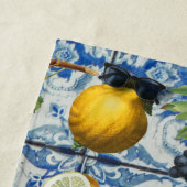 サマー地中海のフルーツ&ブルーホワイトモザイク ビーチタオル (インサイチュ)