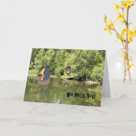 サマー恋しく思キャンプで2人の子供を迎えるカード カード (黄色い花)