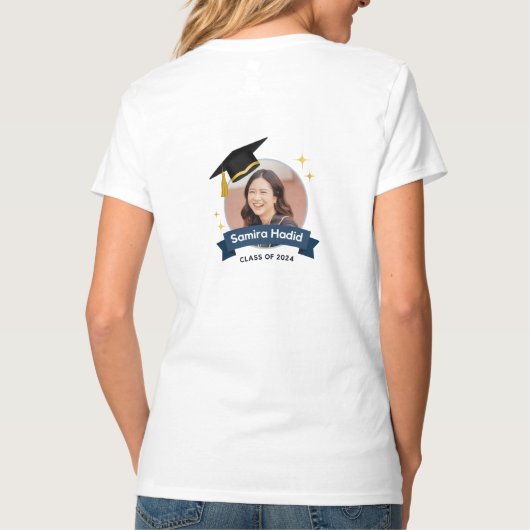 サミラ・ハディドのママ 2024年卒業Tシャツ Tシャツ (裏面)