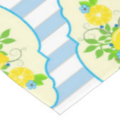 サミリーブルーとイエローレモンの花の模様 テーブルクロス (アングル)