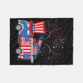 サムおもしろい消防車と花火アメリカ州旗4 フリースブランケット (正面(横))
