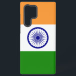 サムスンギャラクシーS22ウルトラケースとインド国旗 SAMSUNG GALAXY S22 ULTRAケース<br><div class="desc">インドの旗を特集した専用カバーでサムスンギャラクシーS22 Ultraにインドの誇りを触れなさい！細部に細心の注意を払って制作されたこのカバーは、単なる保護アクセサリーではなく、インドの遺産と文化の豊かさを祝う作品である。このデザインはサフラン、ホワイト、グリーンの象徴的な三色パターンを誇らしげに示し、中央にアショカチャクラがネイビーブルーで輝き、平和と団結と進歩を象徴している。インド文化を崇拝する人でも、インド独立記念日を祝う人でも、単にインド国旗の象徴を鑑賞する人でも、この表紙はサムスンギャラクシーS22 Ultraにインドの本物のタッチを追加する。高品質の素材で作られたこのインド国旗のカバーは、耐久性と視覚的な印象の両方を持つように設計されており、それが毎日の必需品の大切な部分になることを保証する。そのエレガントなデザインと頑丈な構造は、あらゆる用途でインドに対する憧れを表現するのに最適な方法である。</div>