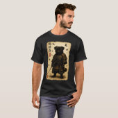 サムライ・パグ・ウォリアー 日本風の犬のイラスト Tシャツ (正面フル)