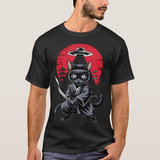 サムライ 忍者 猫 戦士 UFO 日本 アニメ Tシャツ (正面)