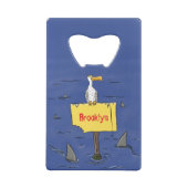 サメおもしろいの漫画で囲まれた海鳥 クレジットカード栓抜き (裏面)