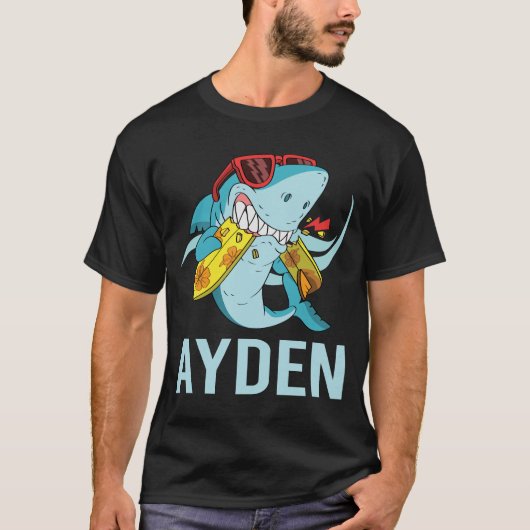 サメがおもしろい - Aydenという名前 Tシャツ (正面)
