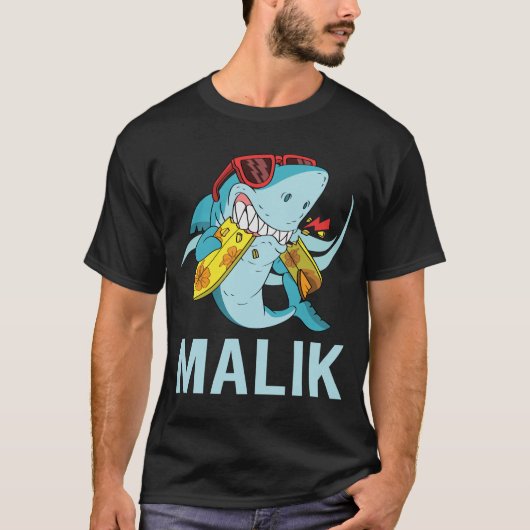 サメがおもしろい - Malik 名前 Tシャツ (正面)