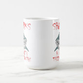 サメが口でハグ Funny Mug コーヒーマグカップ (中央)