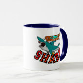 サメでサーフィン マグカップ (正面右)