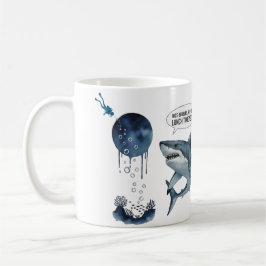 サメとダイバーの面白デザイン コーヒーマグカップ