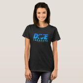 サメとダイビングするファカラヴァの驚くべきダイブ F Tシャツ (正面フル)