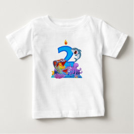 サメと宝箱の海洋テーマ 2歳の誕生日 ベビーTシャツ