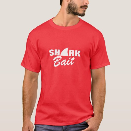 サメに襲われるTシャツ Tシャツ (正面)