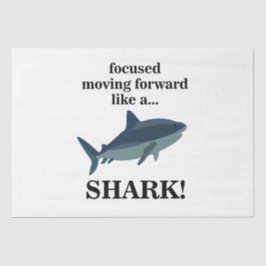 サメのように前進することに焦点を合わせたサメ 薄葉紙