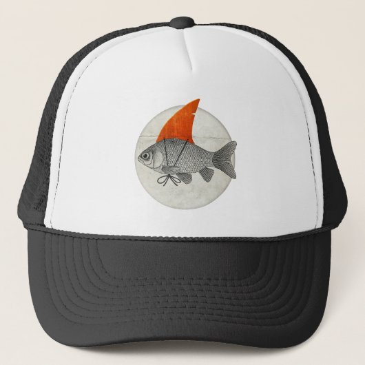 サメのヒレを持つ金魚 キャップ (正面)