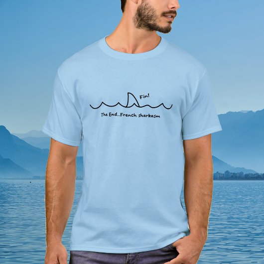 サメのユーモアフランスの皮肉 Tシャツ