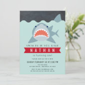 サメの少年 ネイビーブルーのプール誕生日 招待状 (スタンド正面)