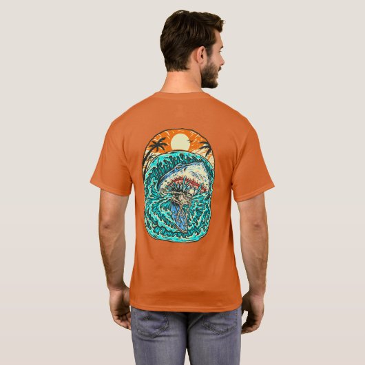 サメの攻撃サーフィン骸骨ビーチ Tシャツ (裏面フル)
