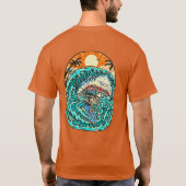 サメの攻撃サーフィン骸骨ビーチ Tシャツ (裏面)